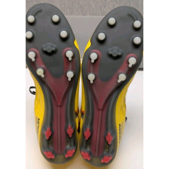 Under Armour Magnetico Elite 4 FG Soccer Cleats Taxi Grey 3027700-700 Men's 12.5 - Picture 8 of 8